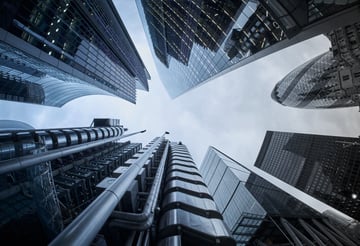 Female active underwriter share unchanged from 2025